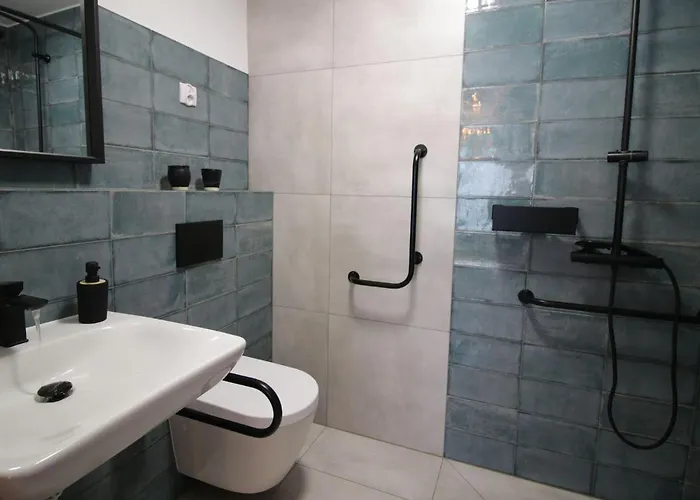 Nyaraló In With Access